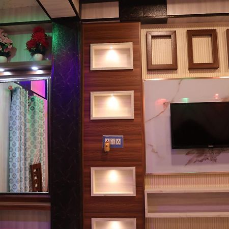 Hotel Maharaja Palace Bhāgalpur エクステリア 写真
